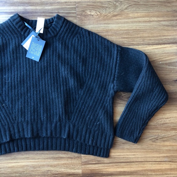 NWT Naadam Cashmere Cable Knit Crop Sweater - Picture 2 of 6